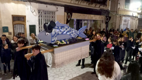 Felanitx acomiada el Carnaval amb l’Enterrament de la Sardina
