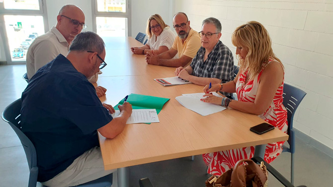 La sala d’audicions del Conservatori durà el nom de Josep Prohens Julià en reconeixement dels 54 anys de trajectòria professional