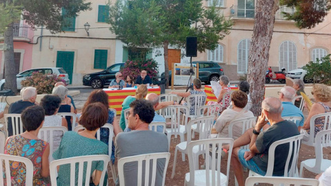Llorenç Valverde presenta a Felanitx el llibre De Pèricles a la Lluna