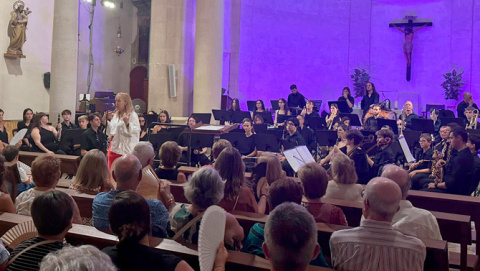 La Banda de Música de Felanitx omple d’òpera l’església de Cas Concos