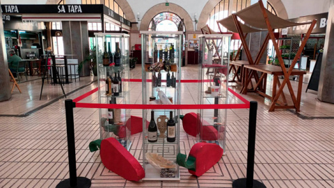Al Mercat Municipal ja s’hi sent olor de fira i de pebre bord